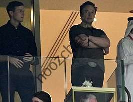 ماسک از کاربران توییتر می‌پرسد که آیا پس از عصبانیت از سیاست‌هایش باید کناره‌گیری کنند؟