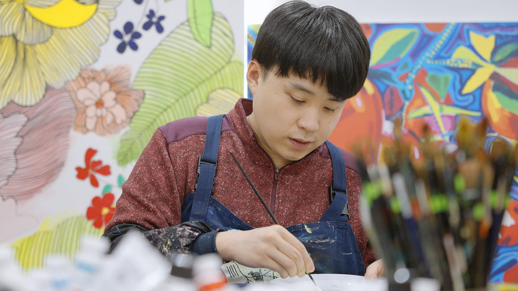 هنرمندان اوتیستیک در نمایشگاه های دوره ای در مرکز هنر سئول در جمهوری کره به نمایش گذاشته می شوند.
