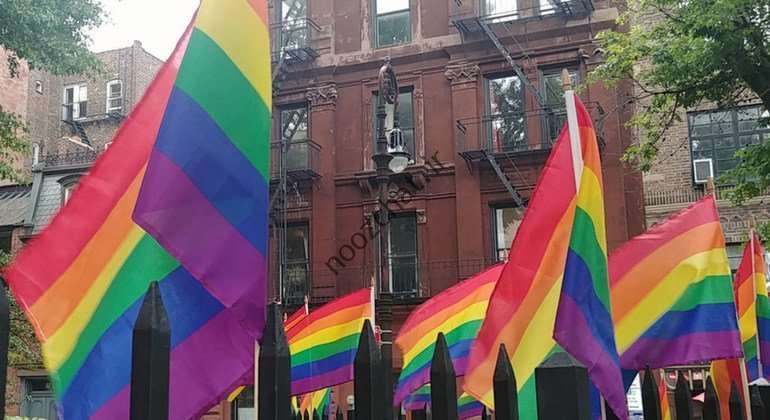 UNAIDS ماه افتخار را جشن می گیرد و خواستار جرم زدایی در سراسر جهان است